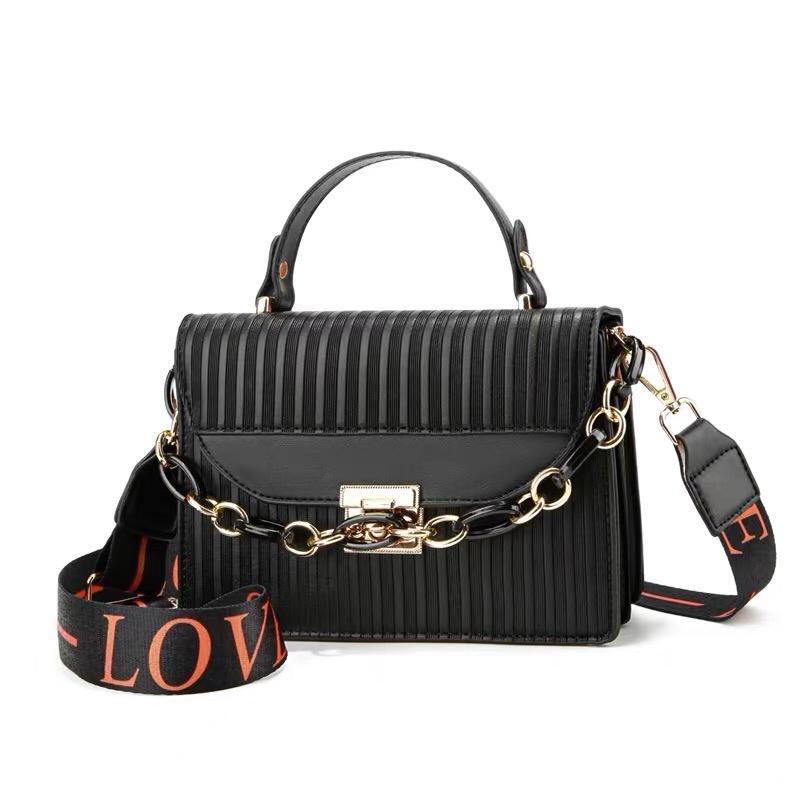 Luxury Chain Crossbody Handbag – Elegant Women's Shoulder Purse