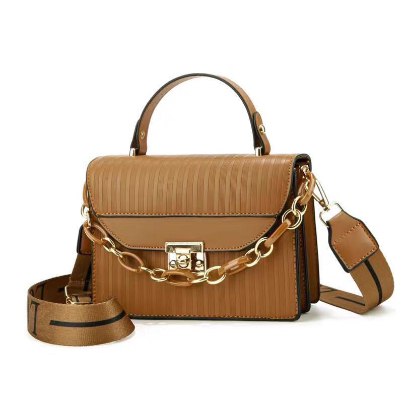 Luxury Chain Crossbody Handbag – Elegant Women's Shoulder Purse