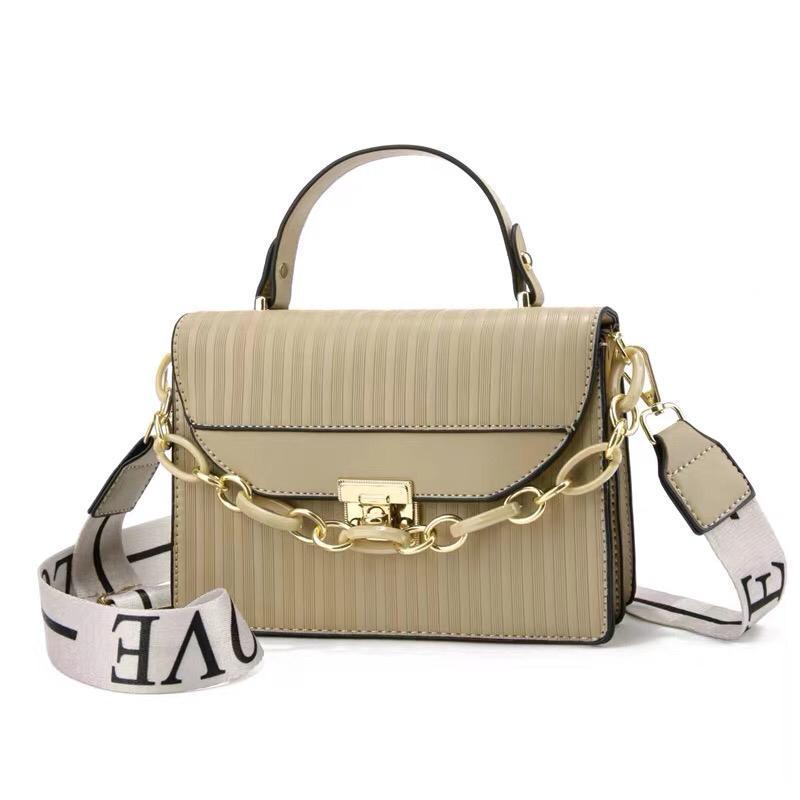 Luxury Chain Crossbody Handbag – Elegant Women's Shoulder Purse